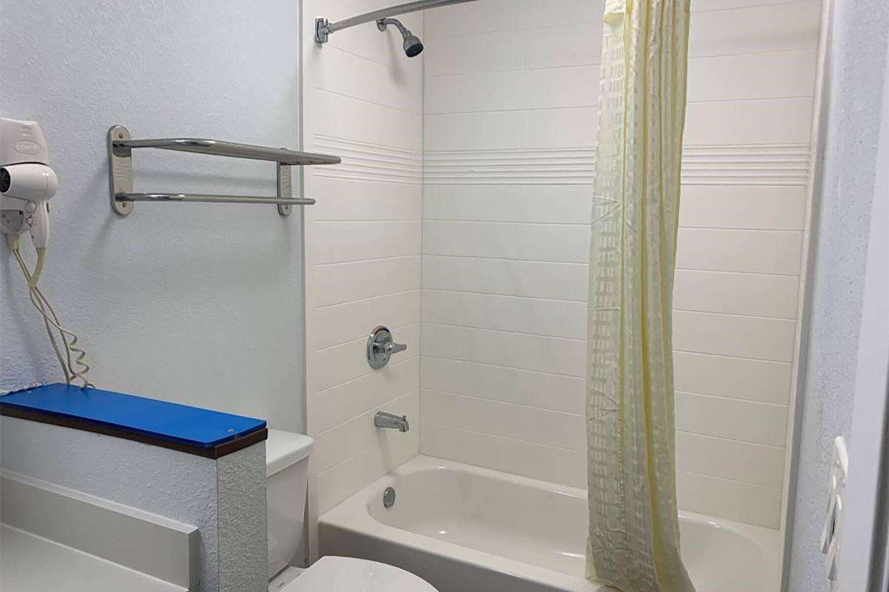 Days Inn By Wyndham Senatobia Εξωτερικό φωτογραφία