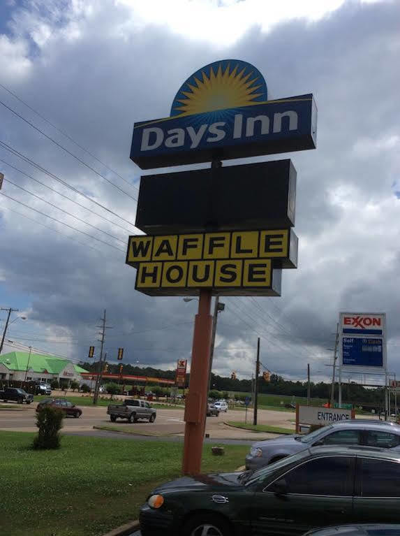 Days Inn By Wyndham Senatobia Εξωτερικό φωτογραφία